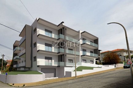 Apartamento T2 à venda em Nogueira do Cravo
