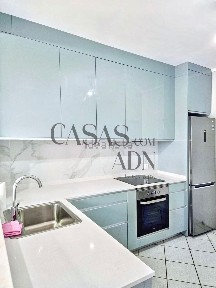 Apartamento T3 à venda na Rua da República