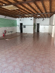 Espaço comercial à venda na Rua Nova de Reguengos, 20