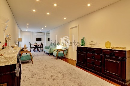 Apartamento T2 à venda no Centro