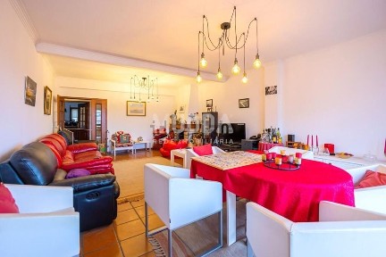 Apartamento T3 à venda no Centro de Oliveira de Azeméis