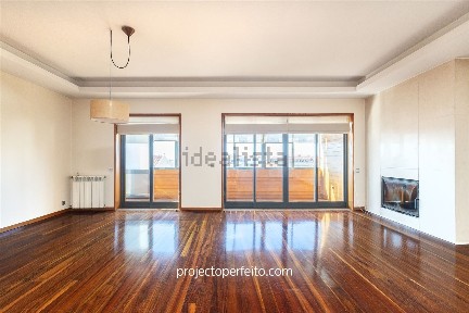 Apartamento T3 à venda em Espinho