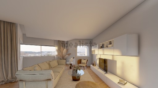 Apartamento T3 à venda no Largo Luís de Camões s/n