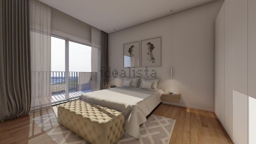 Apartamento T2 à venda no Largo Luís de Camões s/n