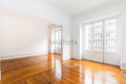 Arrendamento de escritório privado na Rua Castilho