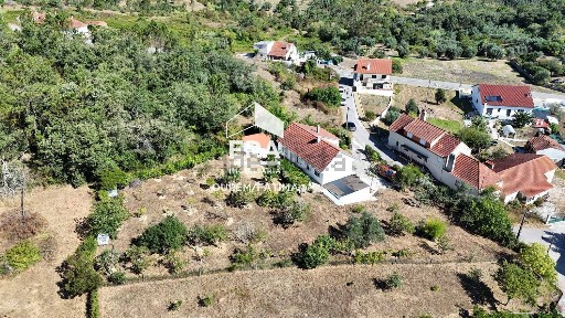 Moradia geminada à venda em São Simão de Litém