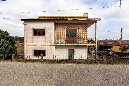 Moradia independente à venda em Louriçal