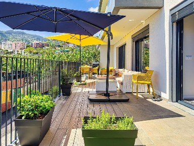 Apartamento T3 à venda na Rua Frei Pedro da Guarda, 12