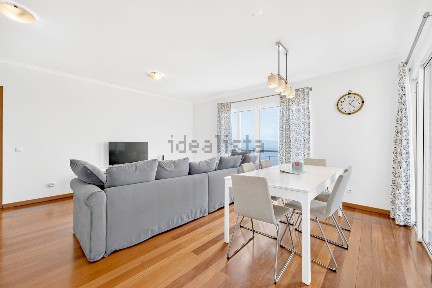 Apartamento T2 à venda na Rua da Olaria, 11