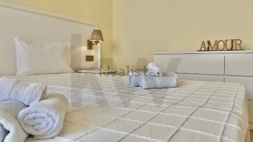 Apartamento T1 à venda na Ajuda - Amparo - Piornais