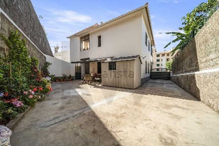 Apartamento T2 à venda na Rua da Olaria, 68