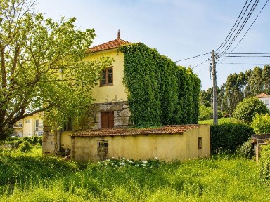 Moradia independente à venda em Campos