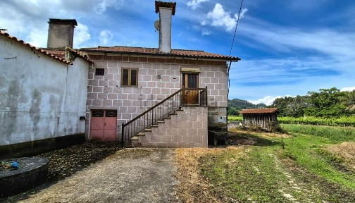 Casa ou moradia à venda em Beiral do Lima