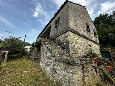 Serreleis, Rua do Monte