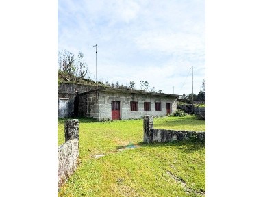 Moradia independente à venda em Cabana Maior