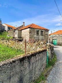Casa ou moradia à venda em Lamas de Mouro
