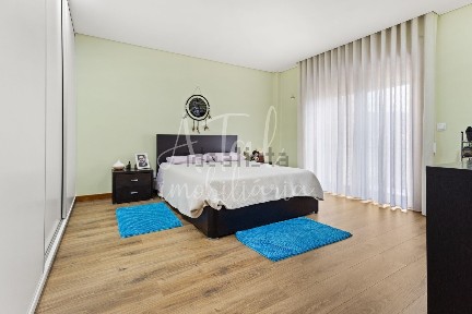 Duplex à venda na Rua João Marcos s/n