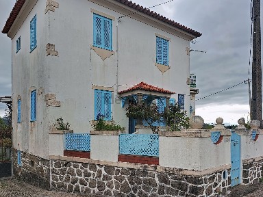 Moradia independente à venda em Lanhelas