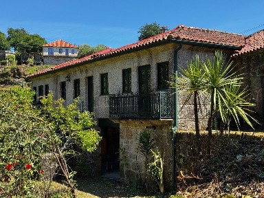 Moradia independente à venda em bairros s/n