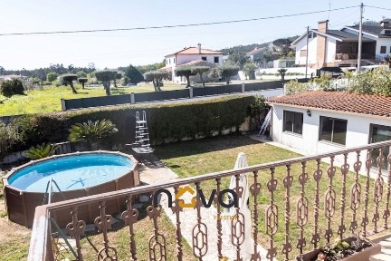 Moradia independente à venda no Bairro Artur Gonçalves do Rego, 69