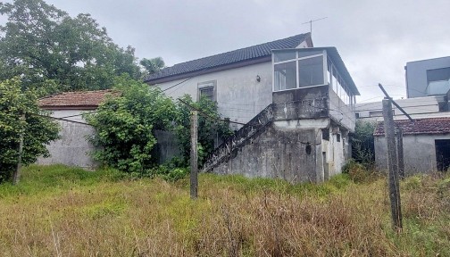 Casa ou moradia à venda em Cardielos