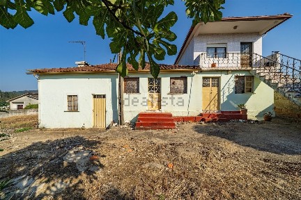 Moradia independente à venda em Lama