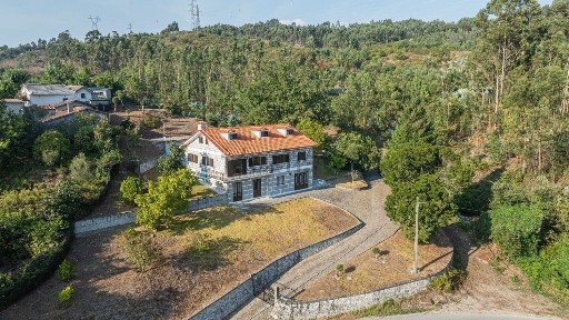 Calvos e Frades, Travessa de Nasce