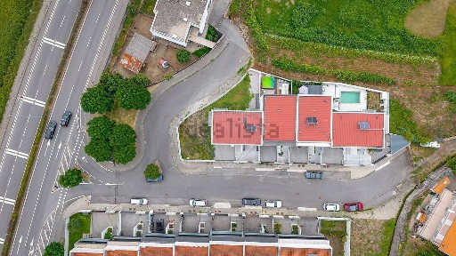 Moradia independente à venda em Este (São Pedro e São Mamede)