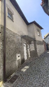 Moradia independente à venda em Bouro (Santa Maria)