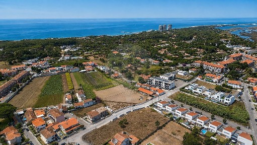 Moradia independente à venda na Rua São João de Deus