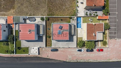Moradia independente à venda em N205