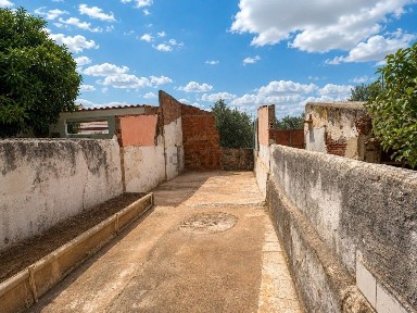 Moradia independente à venda em Fronteira