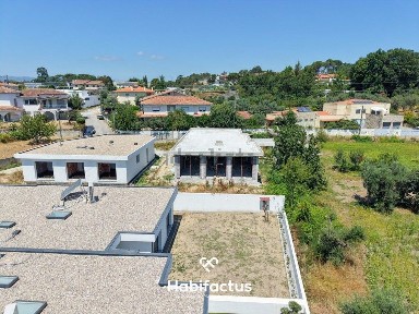 Moradia independente à venda em Faíl e Vila Chã de Sá