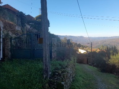 Moradia independente à venda em Reriz