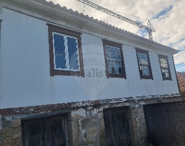Moradia independente à venda em Barrô