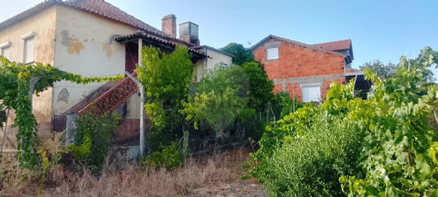 Moradia independente à venda em Treixedo