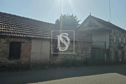 Moradia independente à venda na Avenida Simplício Simões Cabanas, 10