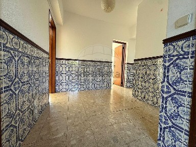 Arrendamento de apartamento T2 na Rua João de Deus