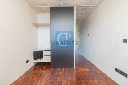 Arrendamento de apartamento T0 na Praça de Mouzinho de Albuquerque, 136