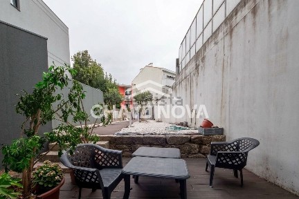 Arrendamento de apartamento T0 na Praça das Flores