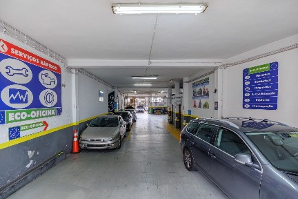 Armazém à venda na Rua do Monte Alegre s/n