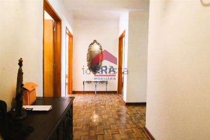Apartamento T2 à venda no N398, 4