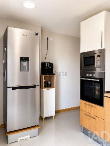 Apartamento T2 à venda na Baixa