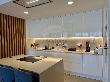 Apartamento T1 à venda na Praceta Nascimento Fernandes