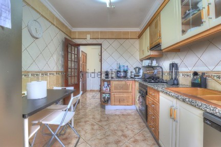 Quelfes, Zona Alta - Ria Shopping, Rua Gazeta da Restauração s/n