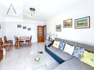 Apartamento T3 à venda na Avenida Sporting Clube Olhanense