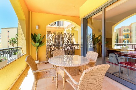 Apartamento T3 à venda na Avenida dos Descobrimentos s/n
