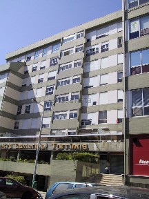 Arrendamento de armazém na Rua da Torrinha