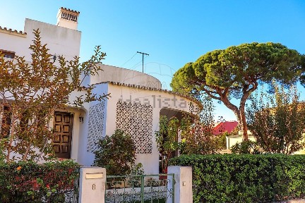 Montenegro, Quinta do Eucalipto - Ilha de Faro, Rua Teixeira Gomes