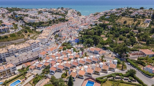 Lagoa e Carvoeiro